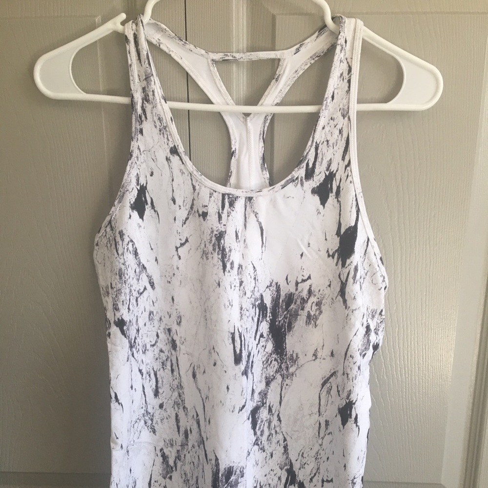 Calia by Carrie Underwood workout tank top